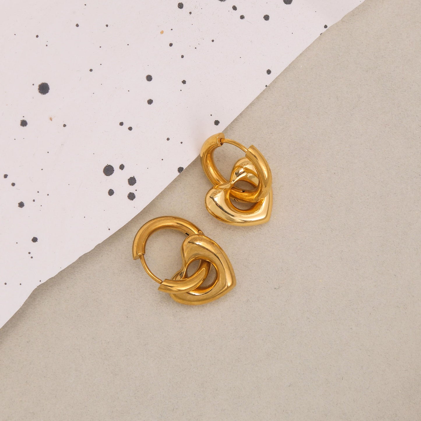 Orecchini a Clip a Cuore in Acciaio Inossidabile, Minimalisti e Dolci, con Finitura Placcata per Donna