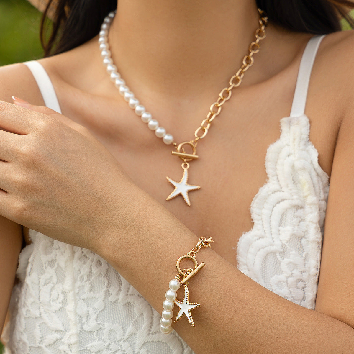 Sweet Drip Oil Star Alloy Necklace with Imitation Pearl for Women