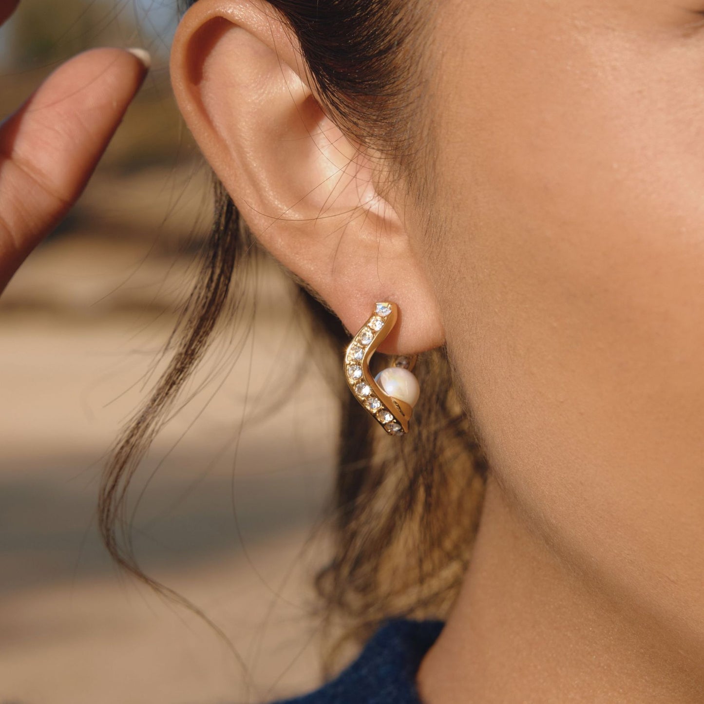Elegant Geometric Stainless Steel Plated Faux Pearl Wave Earrings for Women