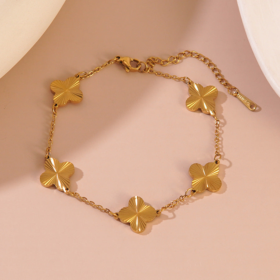 Set Collana, Bracciale e Orecchini in Acciaio Inox Placcato con Motivo Floreale Dolce e Catena a Cavo