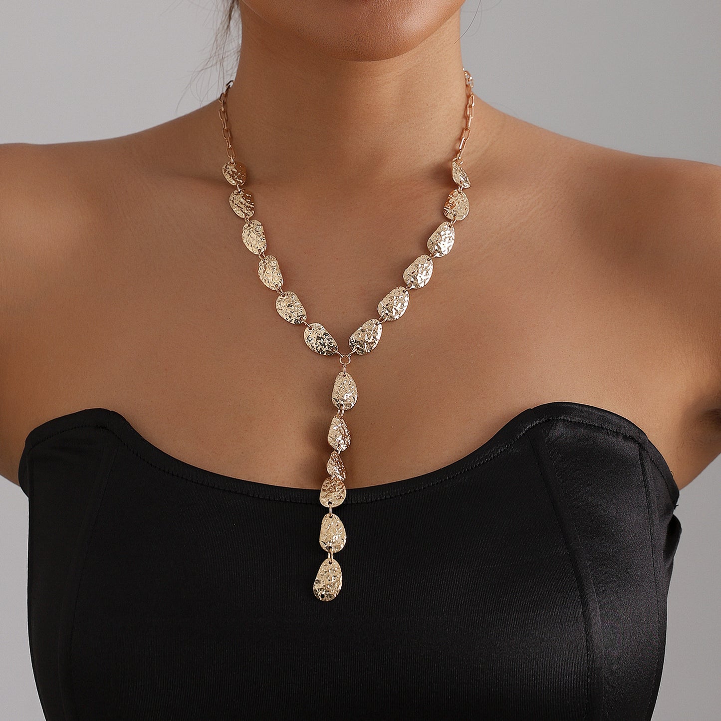 Vintage Streetwear Geometric Leaf Y-Necklace Plated Alloy Pendant for Women