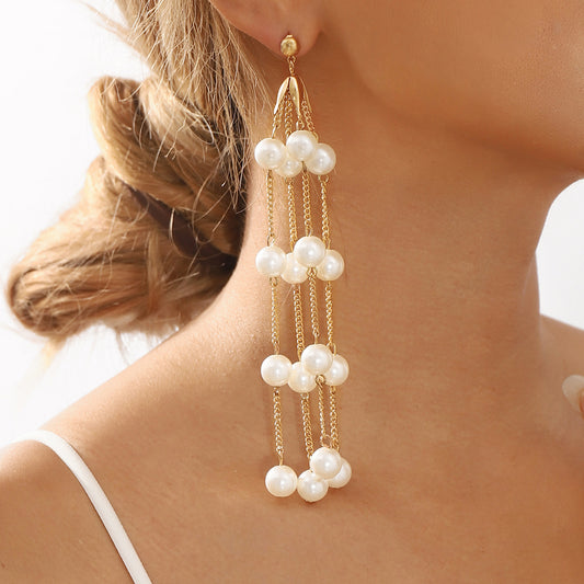 Fashionable Women's Geometric Pearl Pendant Drop Earrings in Alloy with Plated Finish