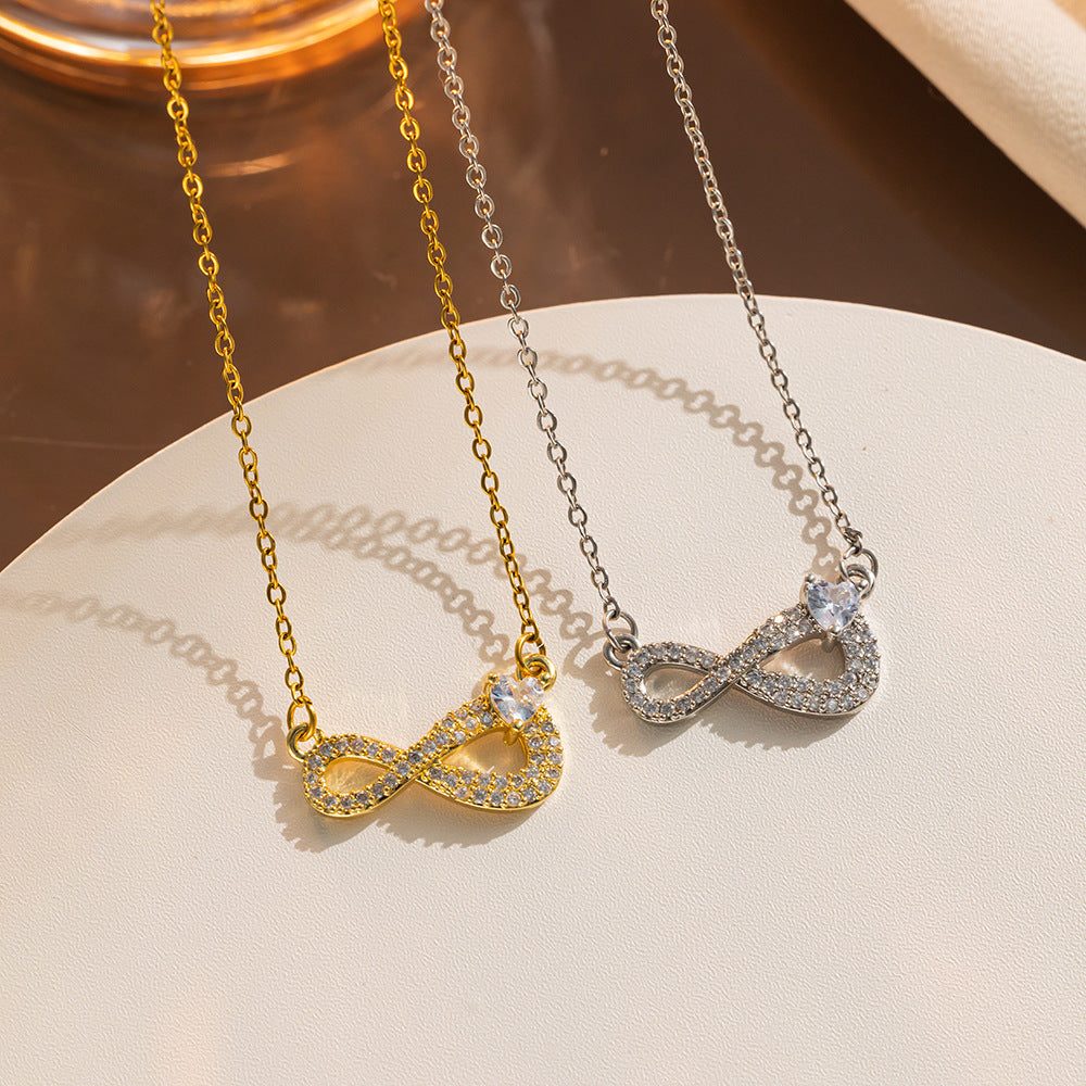 Collana Minimalista da Donna in Acciaio al Titanio con Lettera, Intarsi in Zircone e Catena a O Lucida