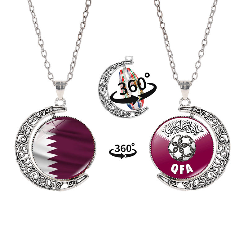 Collana a pendente a mezzaluna geometrica sportiva in lega con finitura galvanizzata per abbigliamento casual unisex