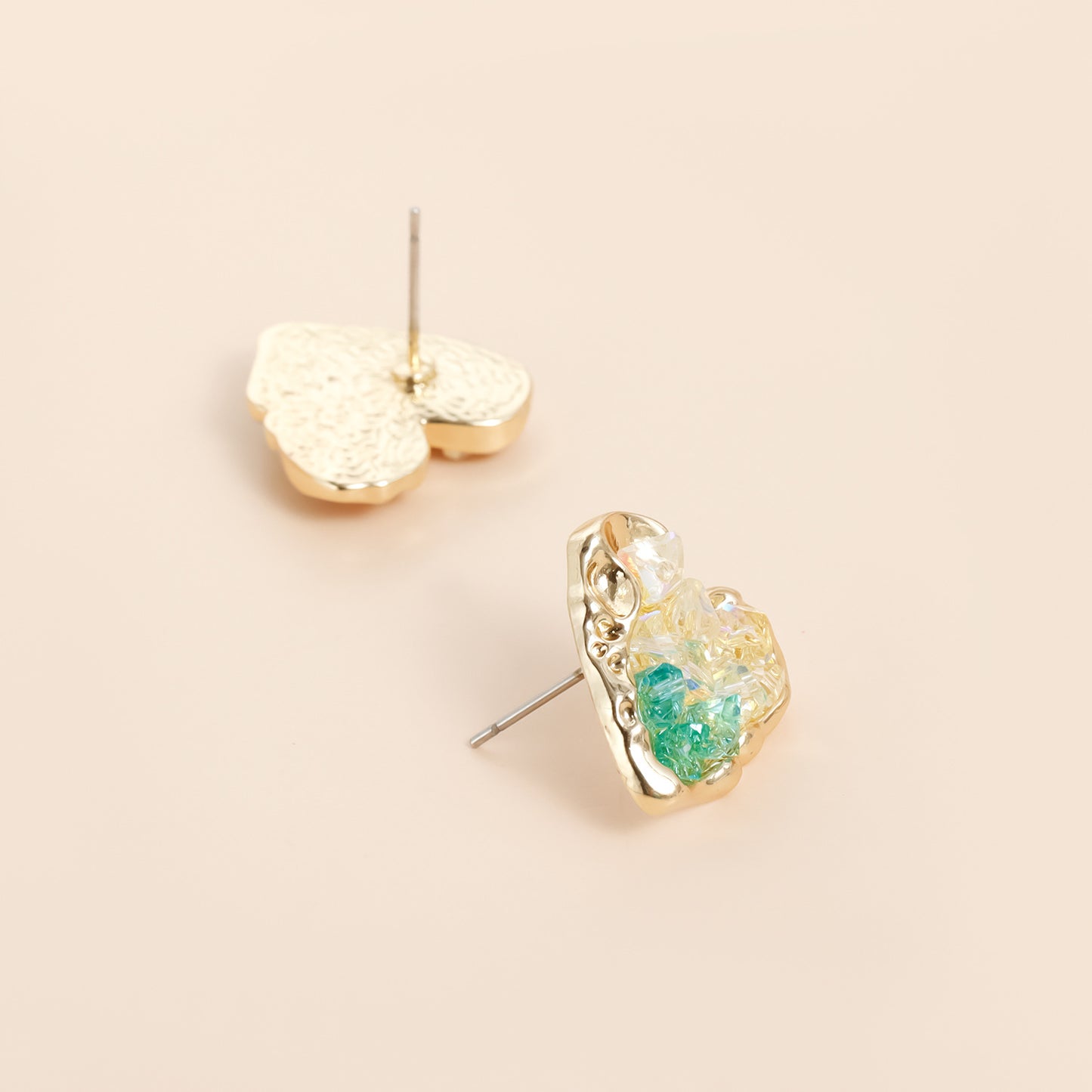 Vintage Geometric Heart-Shaped Zinc Alloy Earrings with Rhinestone Inlay and Plated Finish for Women
