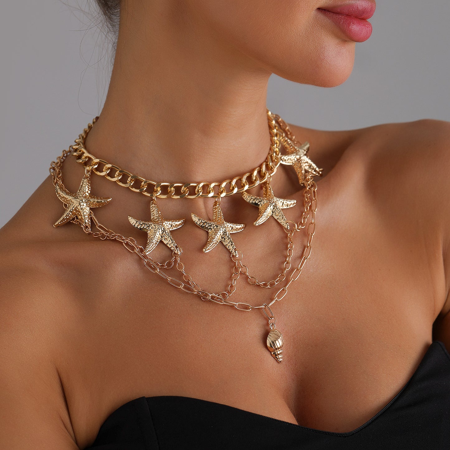 Vintage Starfish Seashell Beach-Themed Necklace for Women Alloy Pendant with Plated Finish on Clavicle Chain