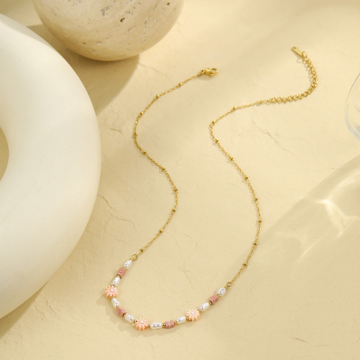 Conjunto de collar y pulsera de acero inoxidable con perlas barrocas geométricas bañadas en oro de 18K a la moda para mujer