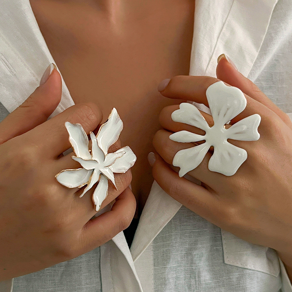Anillo abierto con forma de flor de cinco pétalos, diseño minimalista, de estrella de mar en 3D, de hierro con acabado esmaltado
