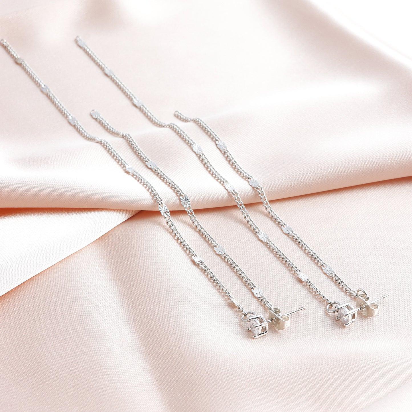Pendientes Largos Minimalistas de Borla para Mujer con Cadena Adornada con Diamantes de Imitación y Diseño Geométrico