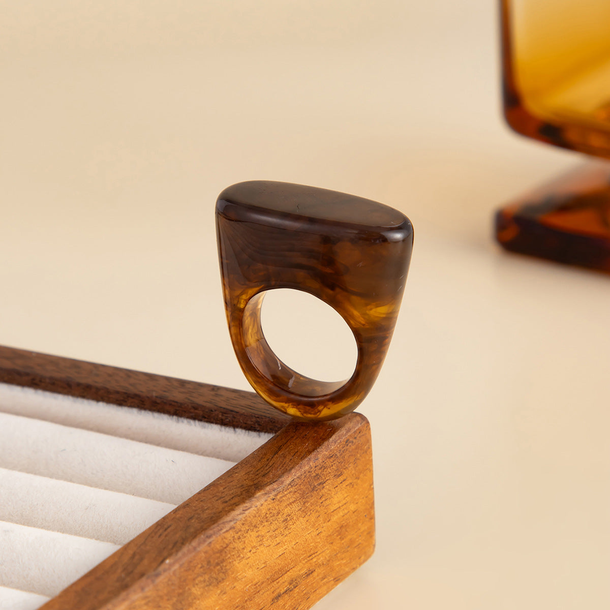 Luxury Elegant Geometric Square Triangle Gradient Resin Ring for Women