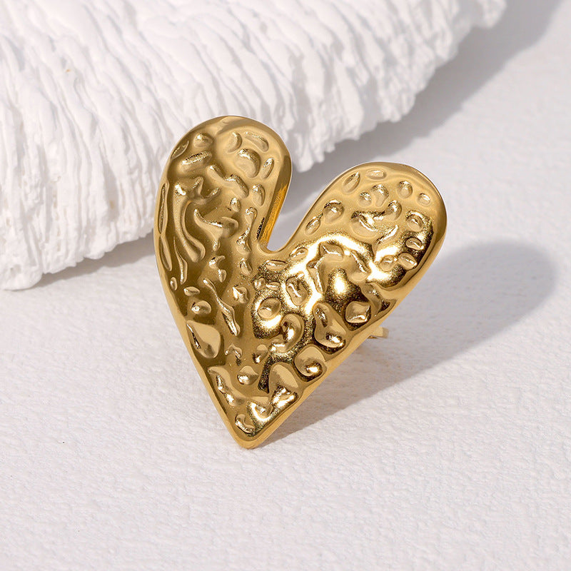 Vintage Style Heart-Shaped Stainless Steel Ring for Women with Plated Finish