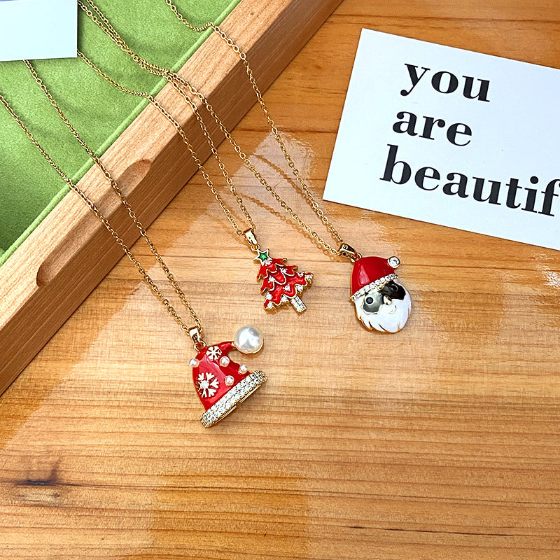 Fashionable Animal-Shaped Titanium Steel Pendant Necklace for Women and Men, Adjustable Length Locket Chain with Rabbit Design, Hypoallergenic and Fade-Resistant Everyday Jewelry