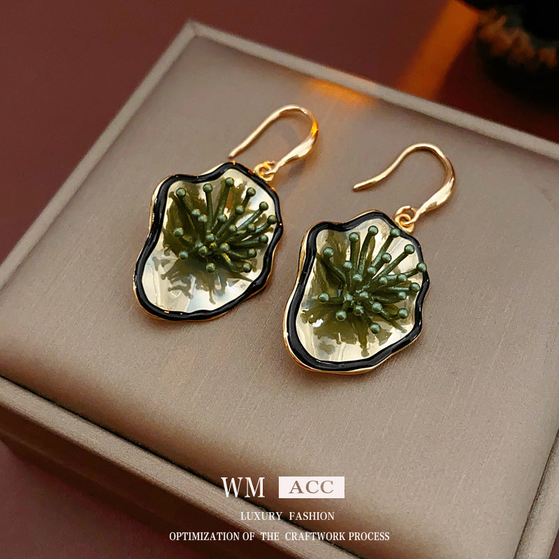 Vintage-Style Irregular Flower Geometric Earrings in Copper with Electroplating for Women