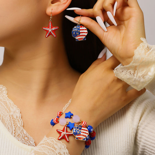 Set di bracciale e orecchini da donna placcati in lega di zinco, con motivo a stelle della bandiera americana