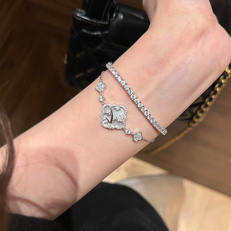 Elegant Chinese-Inspired Bracelet with Rhinestone-Set Floral and Diamond-Shaped Motifs in Brass, Minimalist Luxe Style for Women