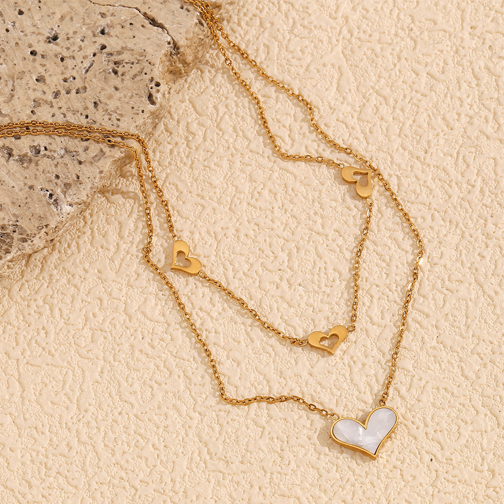 Collana da donna alla moda con ciondolo a cuore in acciaio inossidabile placcato oro 18 carati