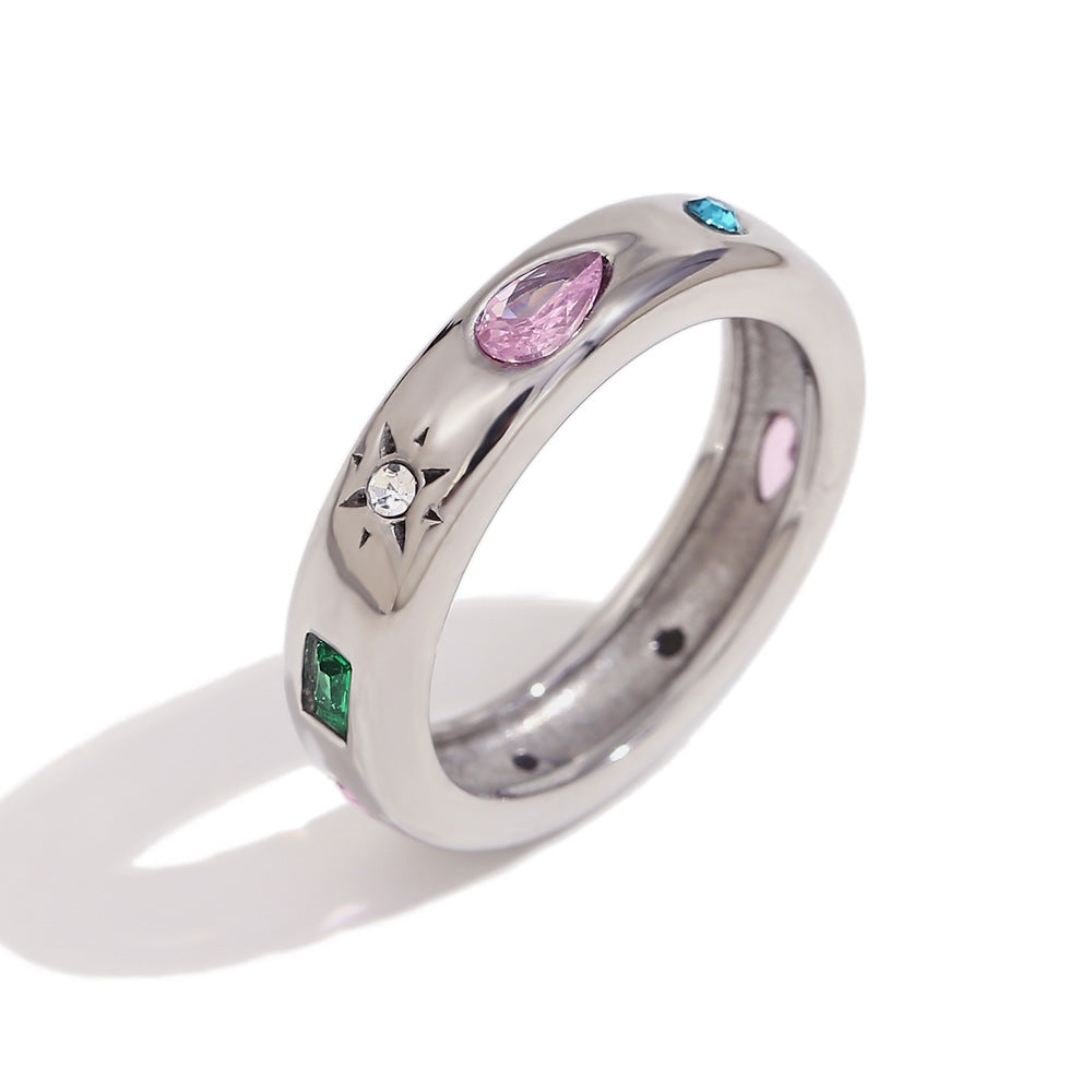 Fashionable Vintage-Style Lip-Shaped Open Band Ring for Women Made of Stainless Steel with 18K Gold Plating and Geometric Design
