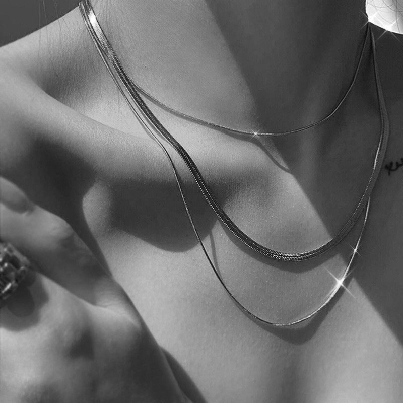 Collar de cadena de serpiente de doble capa de acero titanio chapado geométrico casual de lujo de acero inoxidable para unisex