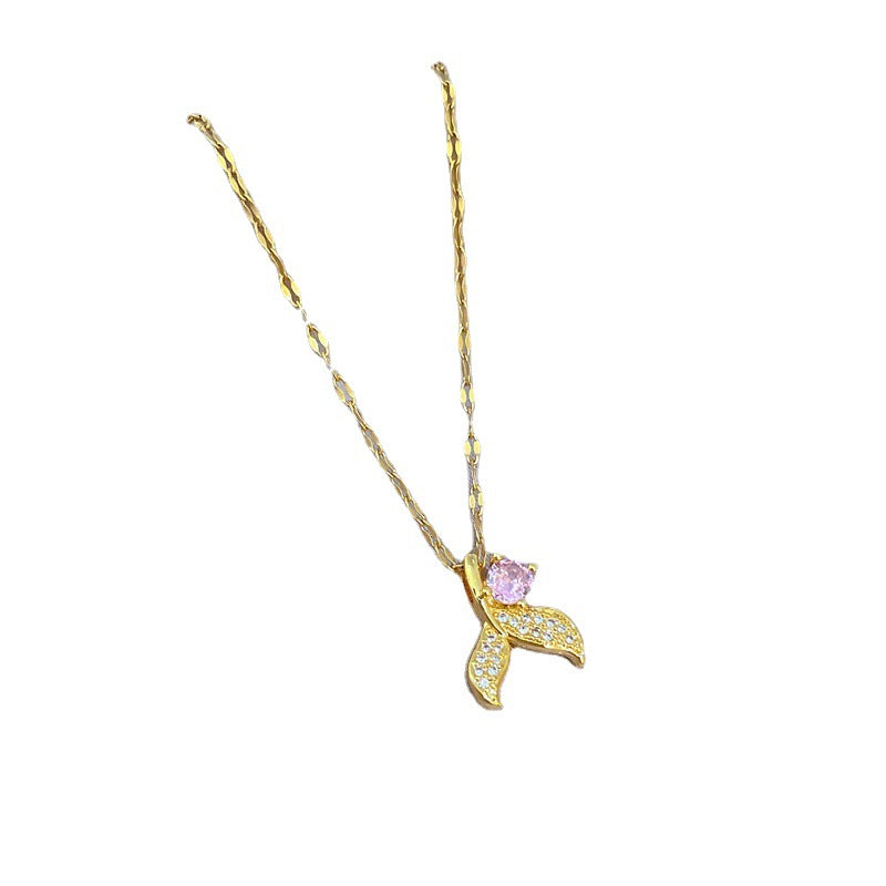 Luxury Titanium Steel Micro-Paved Rhinestone Fish Tail Pendant Necklace with Geometric Design for Women