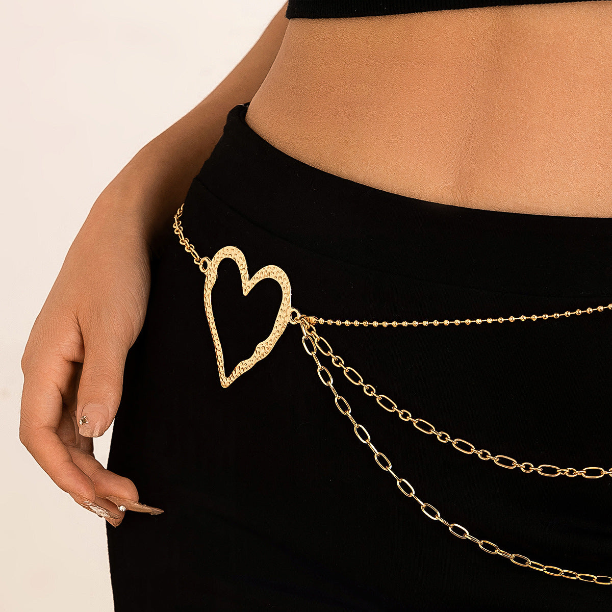 Sweet Exaggerated Heart Matte Alloy Body Chain with Tassel for Women