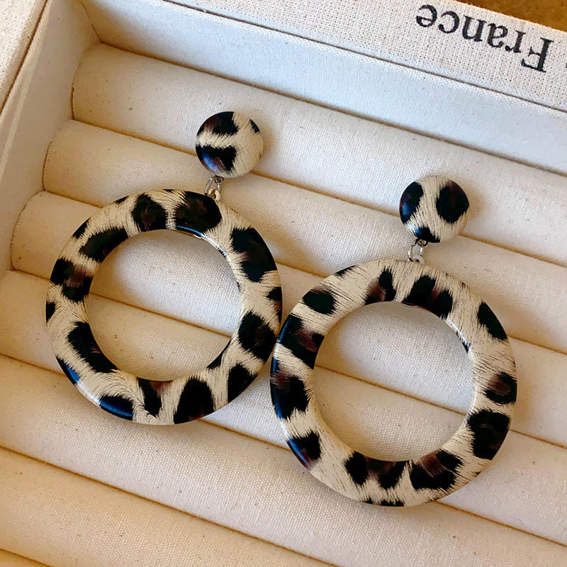 Vintage-Style Geometric Round Hoop Earrings for Women with Alloy Base Plated in Silver Tone Enamel Leopard Print and Rhinestone Inlay
