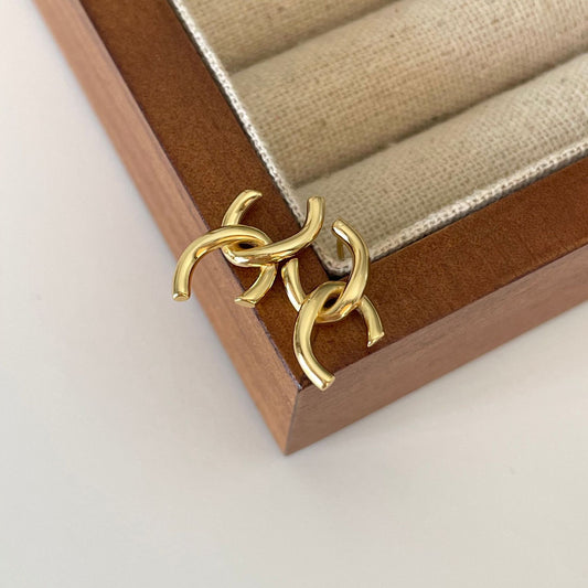 Orecchini a perno minimalisti a forma di lettera in argento sterling 925 stile coreano con finitura placcata