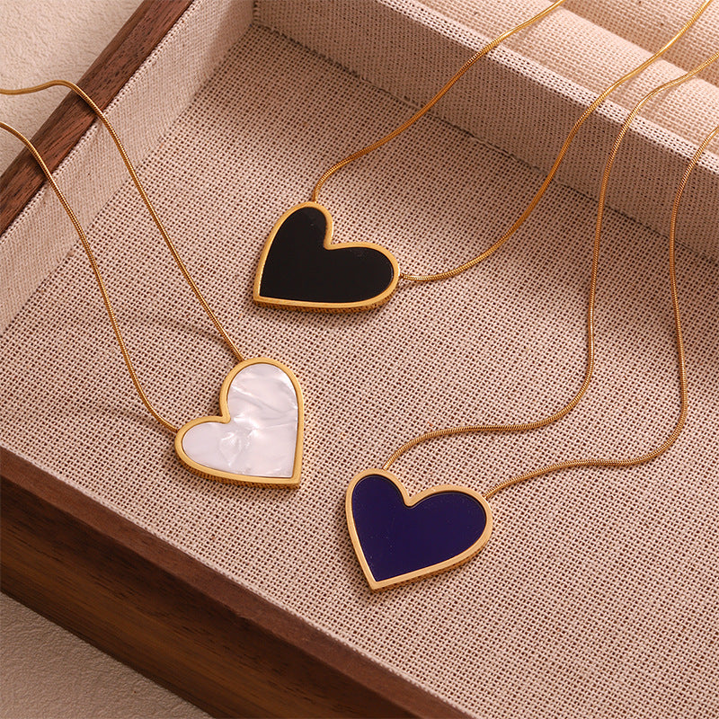 Collana Minimalista a Cuore in Acciaio al Titanio Placcato per Donne