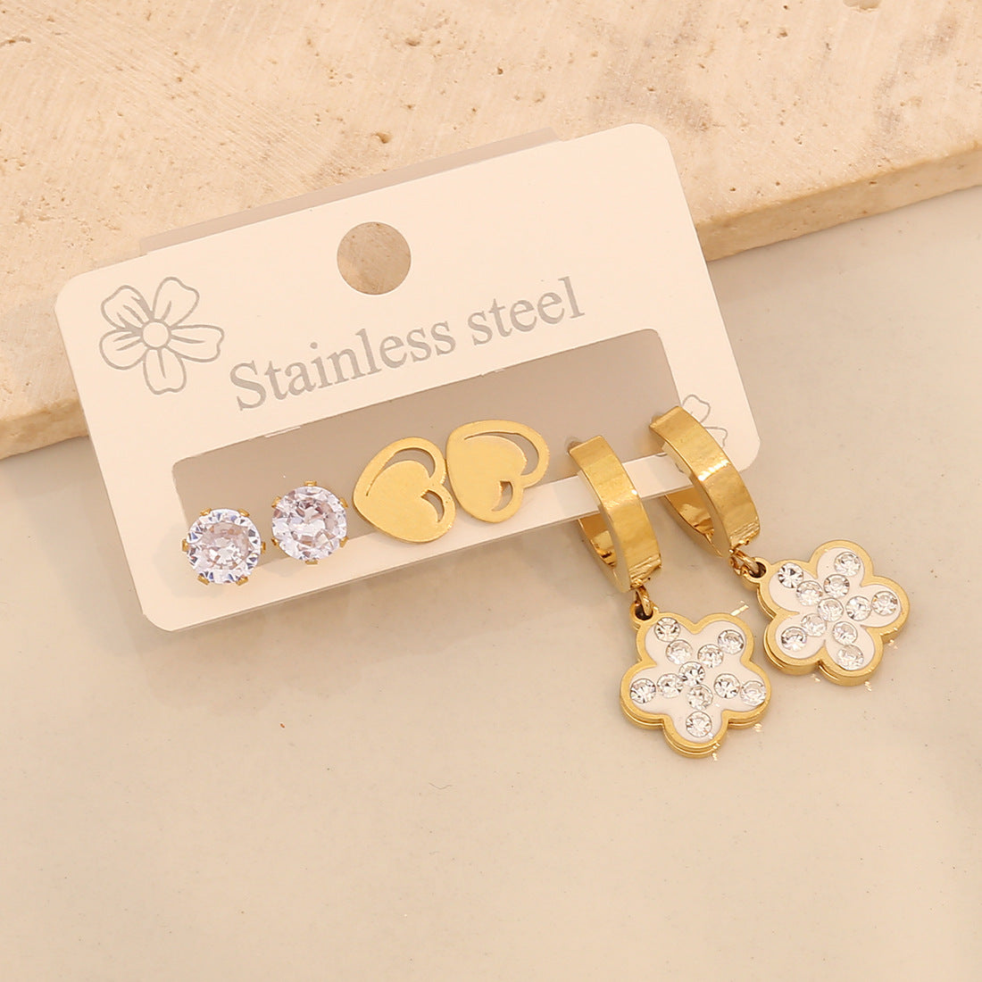 Orecchini alla moda con cuore, luna, farfalla e forme geometriche in acciaio inossidabile con strass, da donna