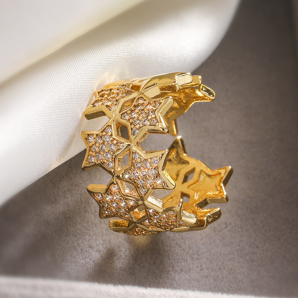 Minimalist Geometric Open Ring for Women Made of Brass with 18K Gold Plating and Zircon Inlay