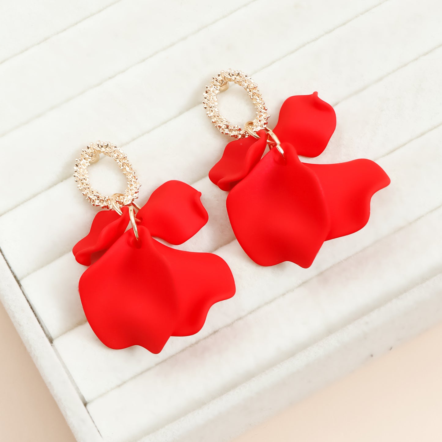 Vintage Floral Geometric Zinc Alloy Stud Earrings for Women with Plated Finish and Soft Garden-Inspired Design