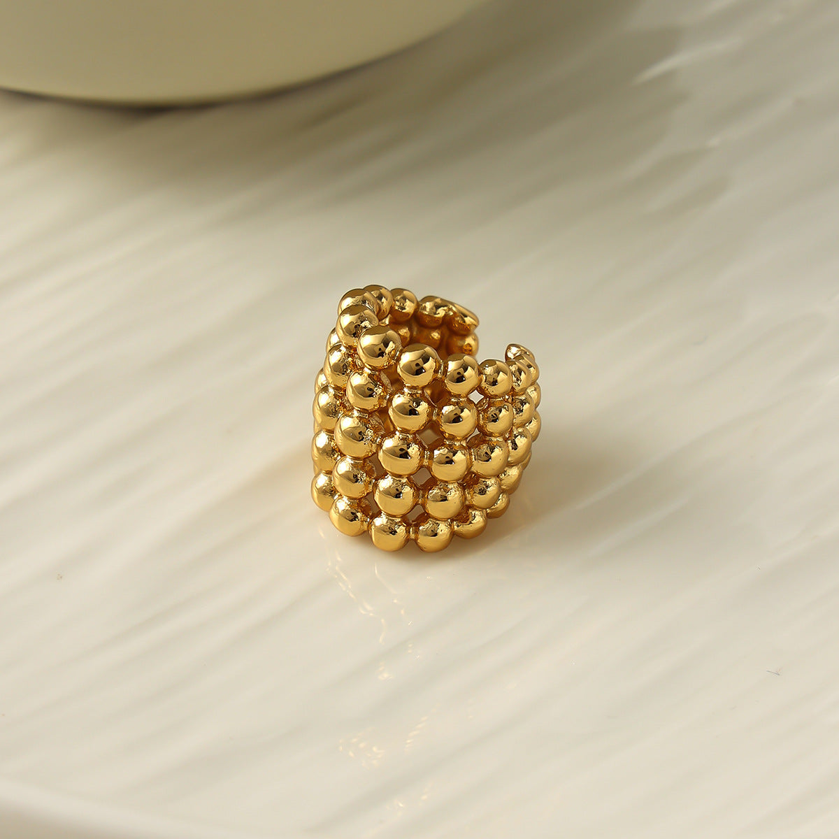 Minimalist Round Geometric PVD Stainless Steel Hollow C-Shaped Ear Cuff for Women