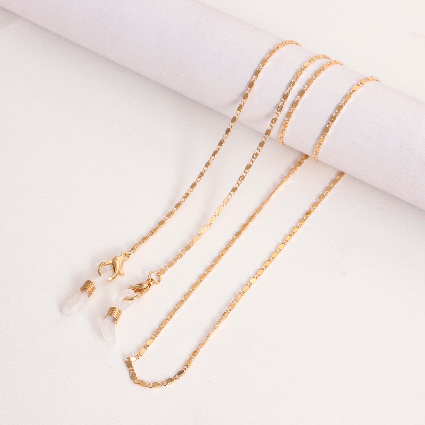 Sweet Geometric Line Alloy Mask and Glasses Chain for Women