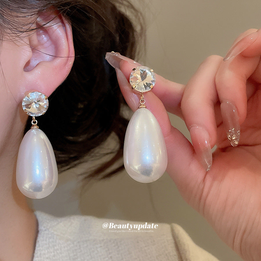 Eleganti orecchini a perno da donna stile francese con perla a goccia e intarsi in strass in acciaio inossidabile