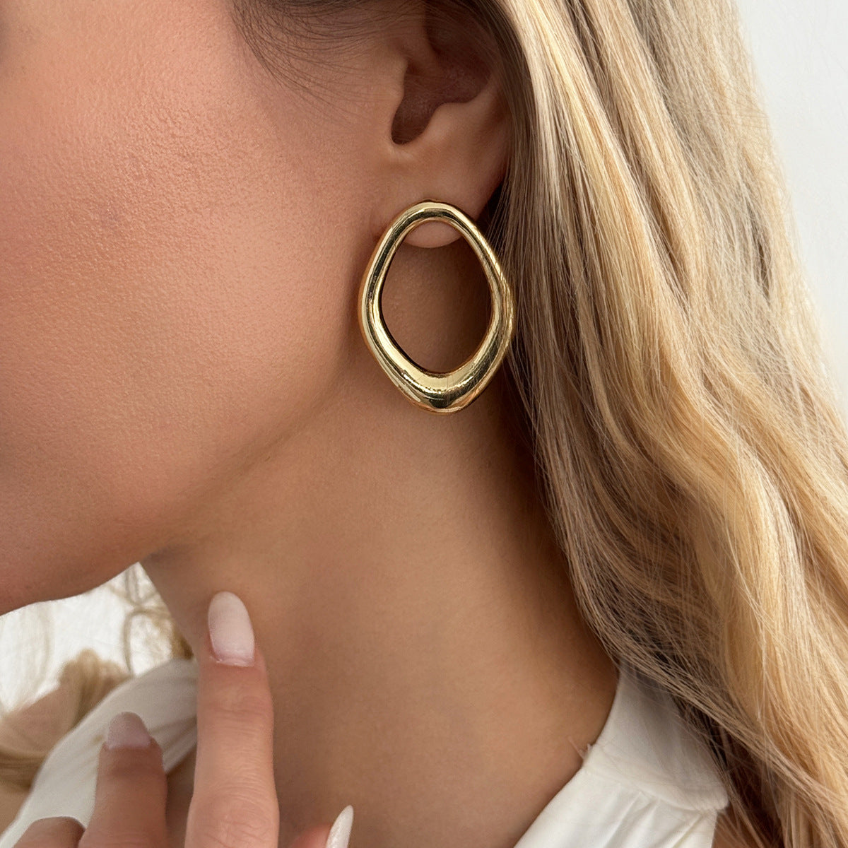Elegant Plated Zinc Alloy Floral Geometric Hollow Irregular Ruffled Earrings for Women