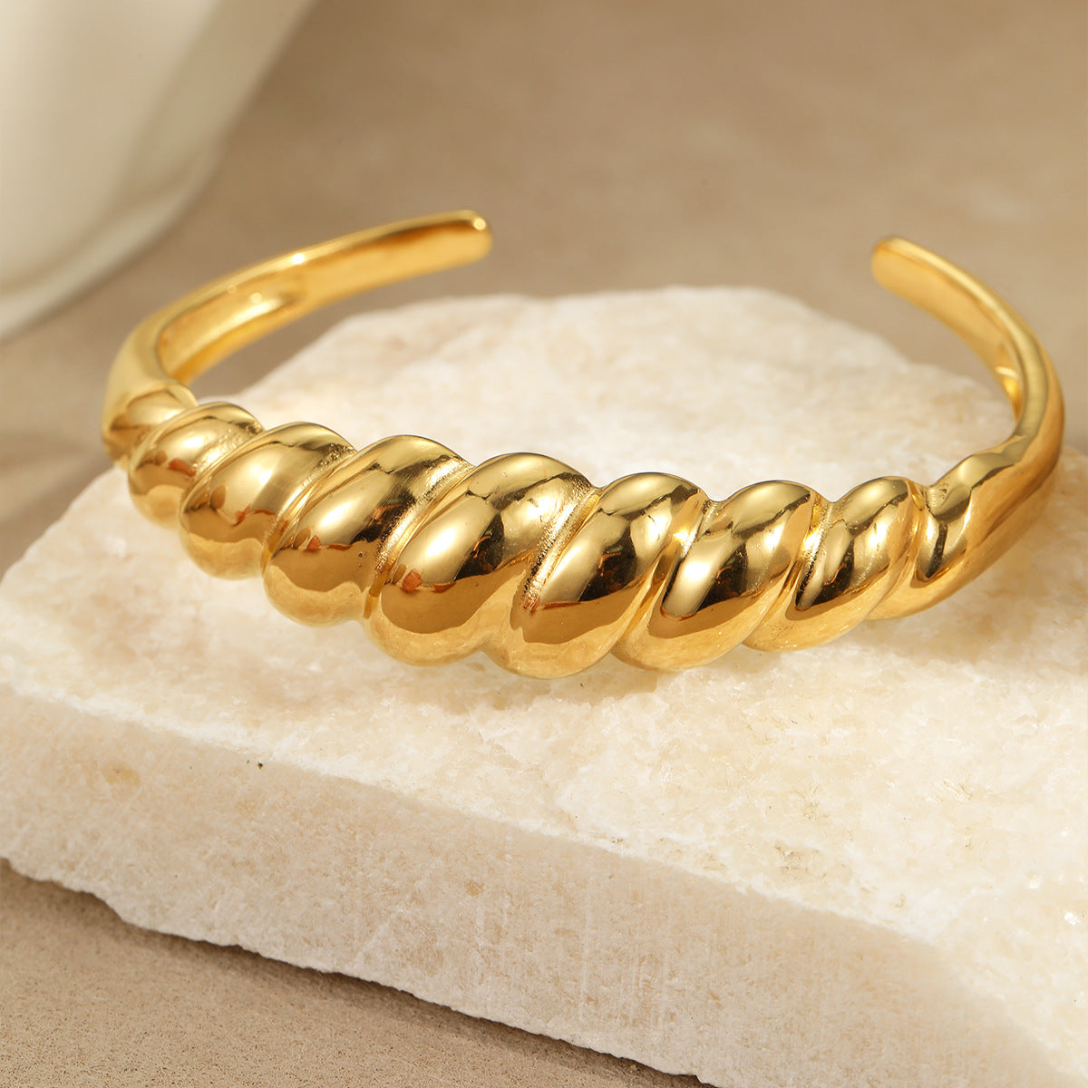 Minimalist French Retro Spiral Geometric Titanium Steel Bracelet with 18K Gold Plating for Women