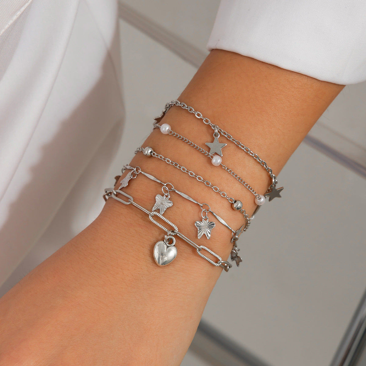 Minimalist Alloy Plated Butterfly Geometric Pearl Bracelet Set for Women