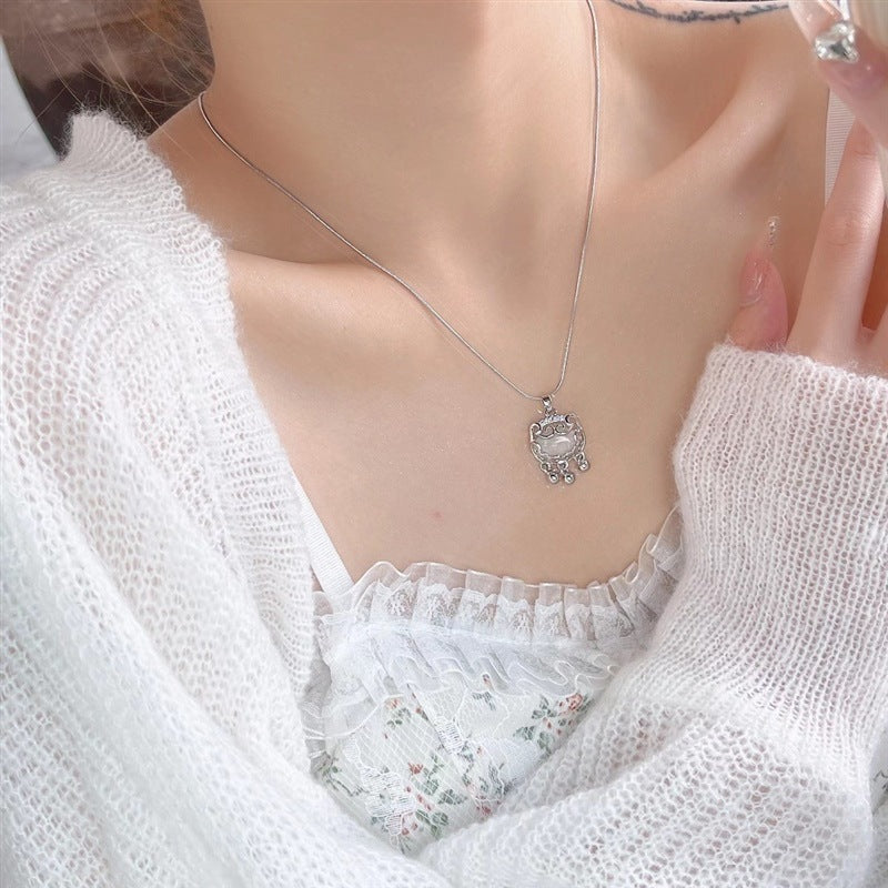 Minimalist Snake Chain Pendant Necklace for Women with Titanium Steel Lock Charm and Electroplated Finish