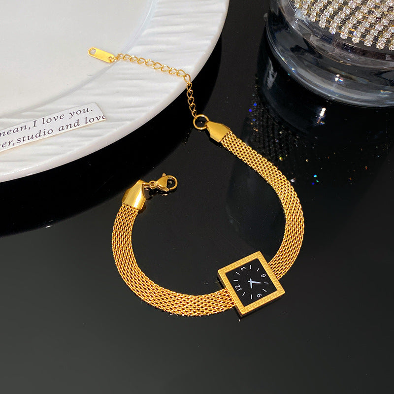 Minimalist Gold Plated Titanium Steel Round Dial Necklace Geometric Line Design