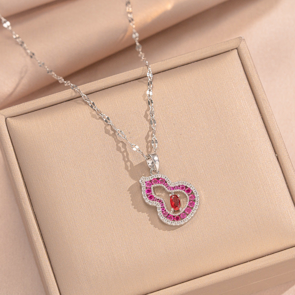 Collana con Ciondolo a Zucca Cava in Stile Vintage in Rame Placcato Oro 18K con Catena in Acciaio al Titanio da Donna