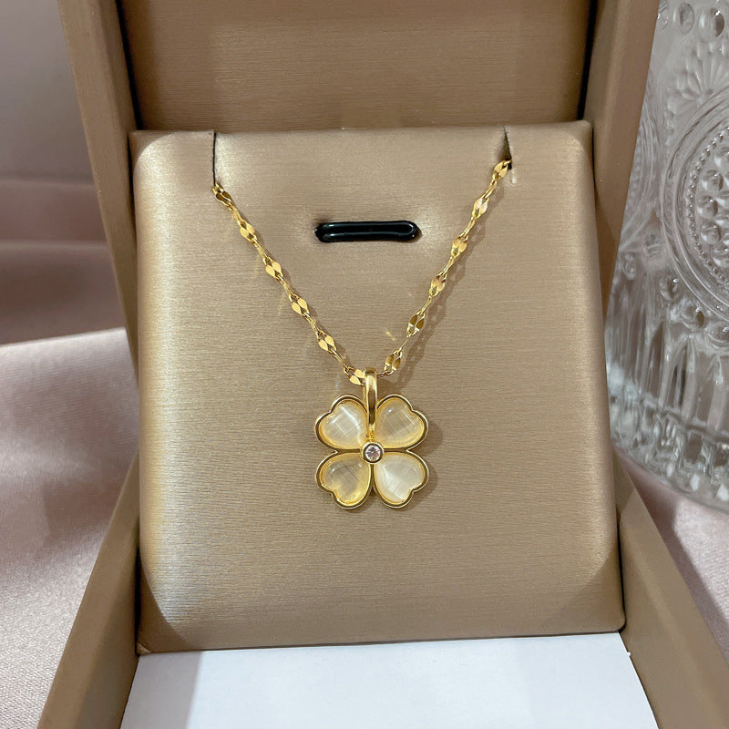 Collar con colgante de diamantes de imitación, geométrico y minimalista, de acero de titanio para mujer, cadena irregular, acabado chapado