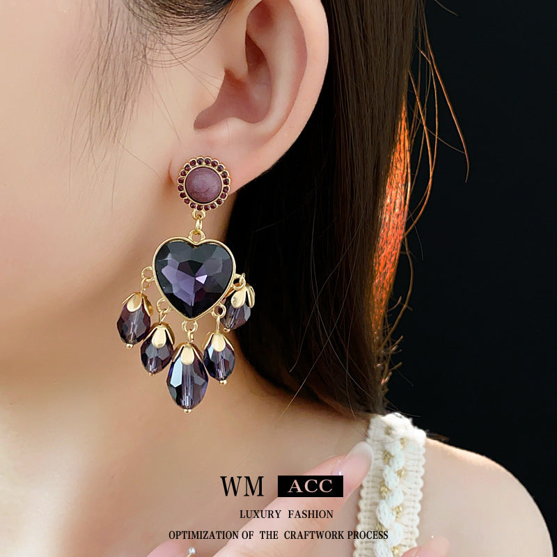 Minimalist Vintage-Style Dripping Teardrop and Heart-Shaped Alloy Earrings with Rhinestone Inlay and Tassel Accents for Women