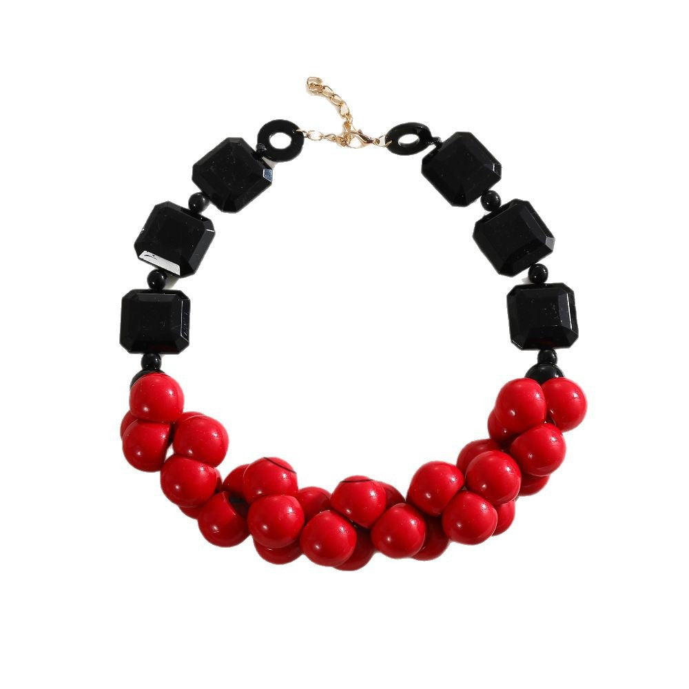 Bohemian Vintage Multi-Layer Beaded Necklace with Geometric Pendant in Resin on O-Chain for Women