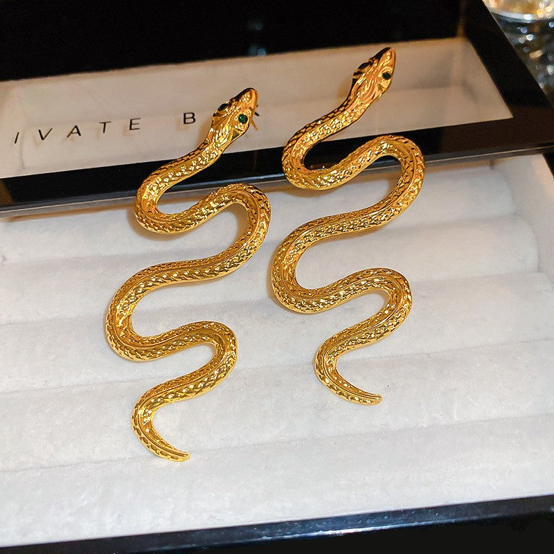 Pendientes Chic de Borla Floral para Mujer con Postes de Plata de Ley 925 y Base de Cobre Bañado
