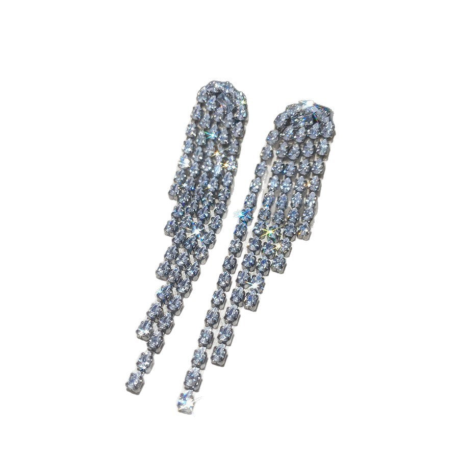 Orecchini pendenti con nappe geometriche minimaliste con intarsi di strass in rame placcato e perni in argento sterling 925 da donna