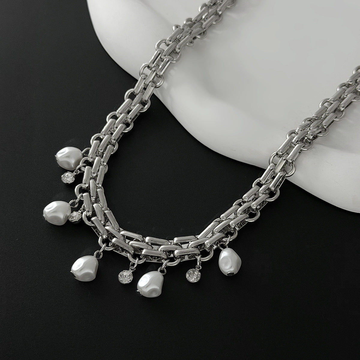 Hip-hop Heart Star Zinc Alloy Plated Iron Necklace with Tassel for Women