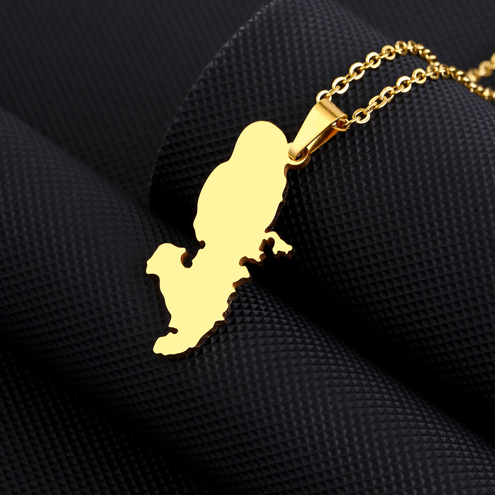 Collana con pendente geometrico minimalista in acciaio inossidabile con ciondolo in acciaio al titanio e finitura placcata in stile a catena O