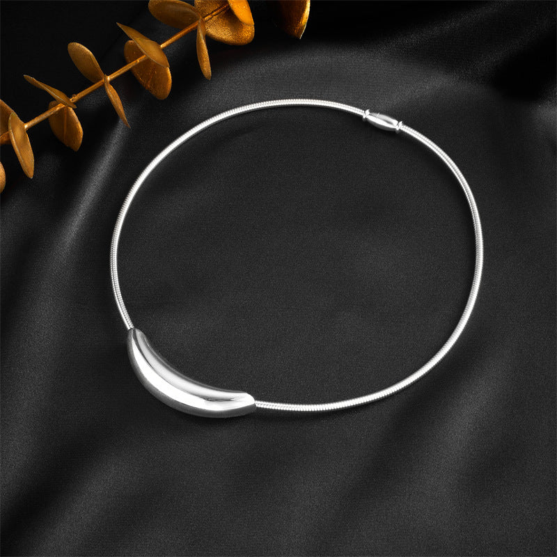 Minimalist Round Titanium Steel Necklace with Plated Finish for Women