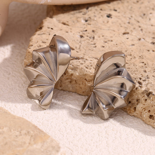 Orecchini a perno da donna in acciaio inossidabile con motivo floreale geometrico minimalista e finitura placcata