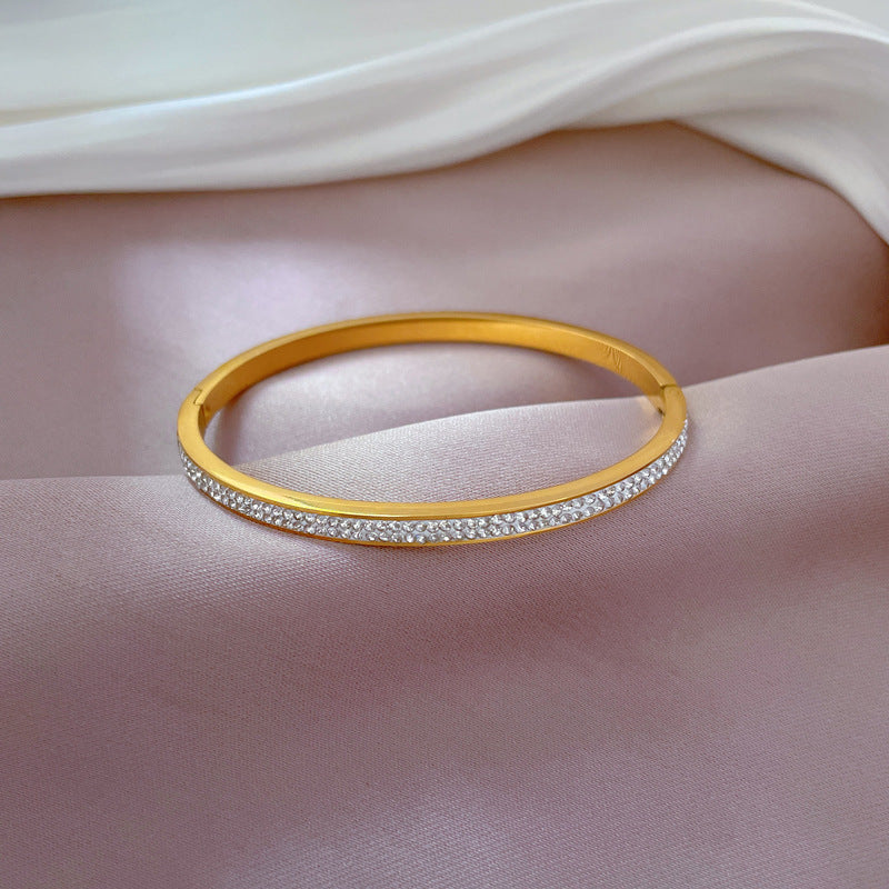 Bracciale Minimalista di Lusso in Acciaio al Titanio con Intarsi di Strass Completi, Design Ispirato al Vintage, per Donne