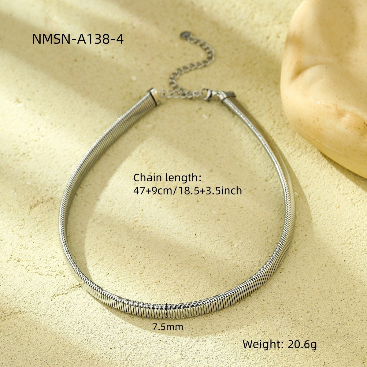 Collar Geométrico Minimalista de Lujo de Acero Inoxidable con Acabado Chapado para Mujer, Hipoalergénico y Resistente a la Decoloración
